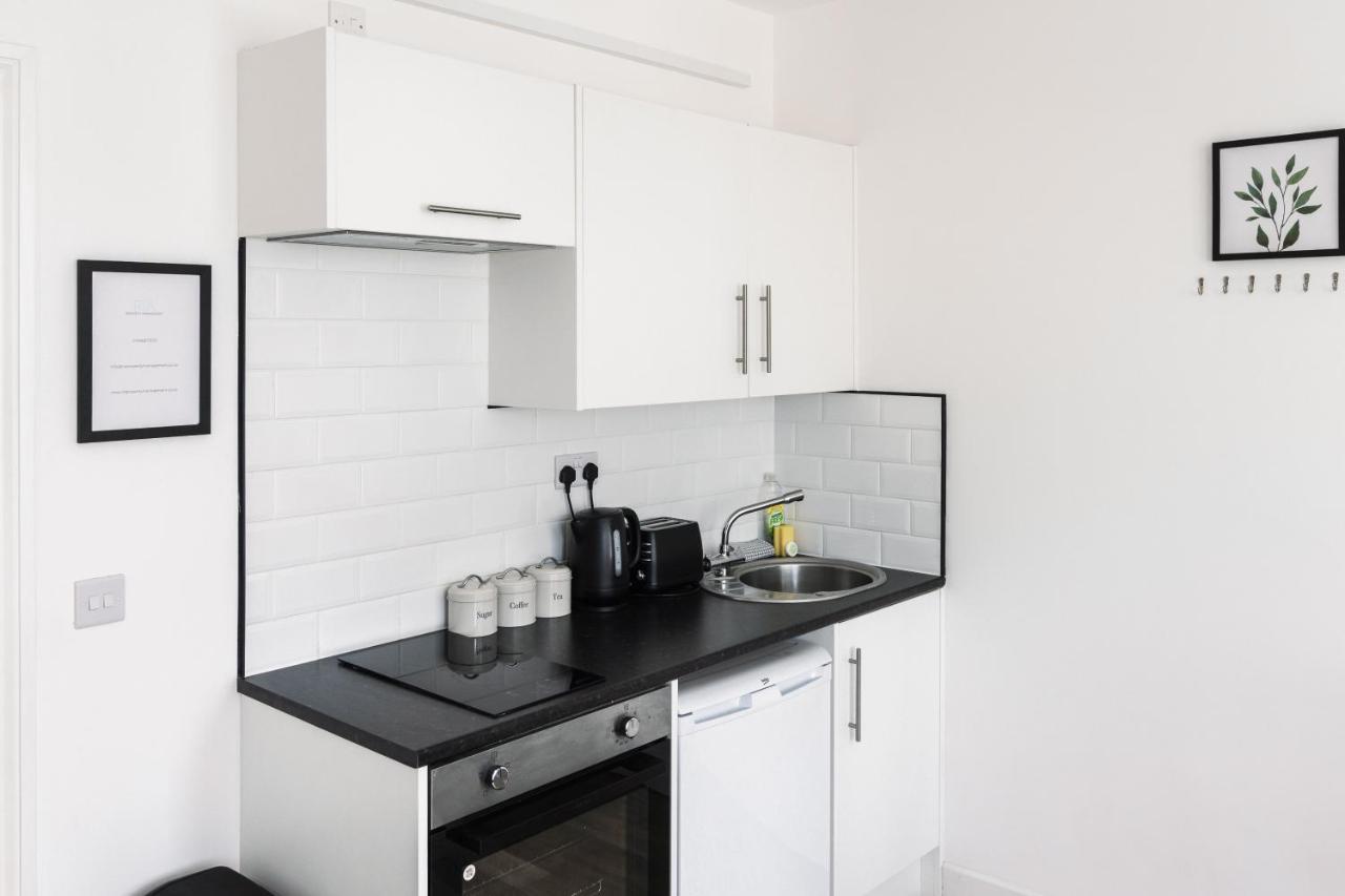 306, The Kove, West Hill Road Appartement Bournemouth Buitenkant foto